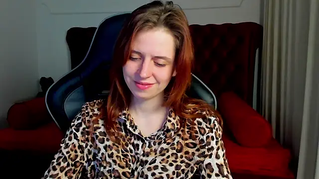 دردشة FreyaVey الجنسية المباشرة