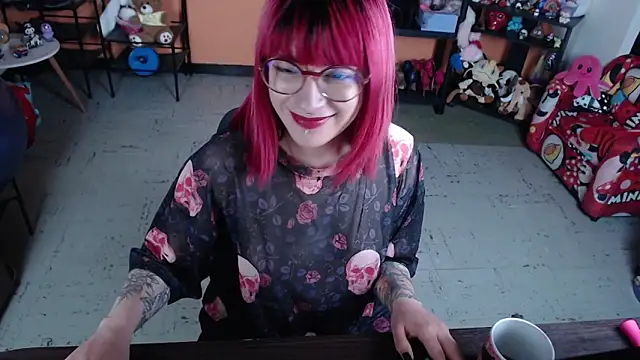 MissMiia2 – Live XXX-chat