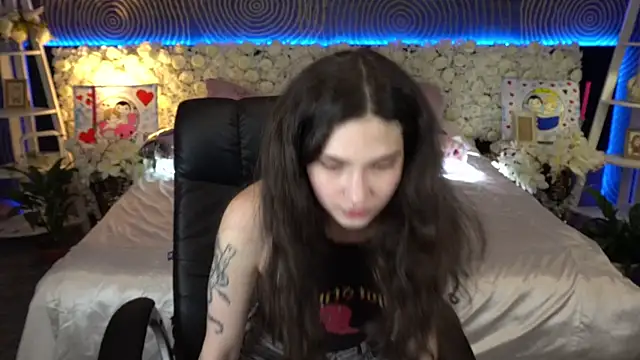 Show modela BabyFlowerr na web-kameri