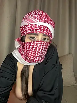 Arab-mimi live XXX chat