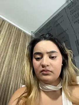 Antonella_Julieta Chat XXX live