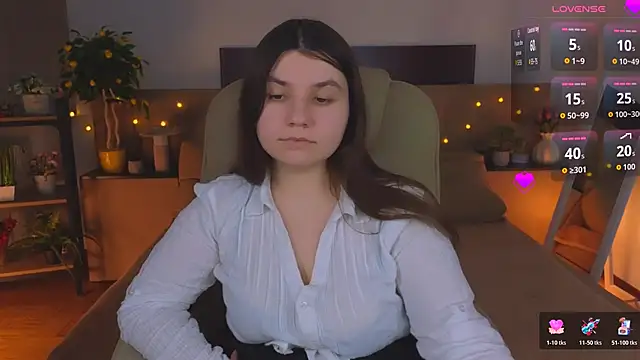 Viola__Shy 现场XXX聊天