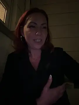 PervyxMilfxx: онлайн-секс-чат