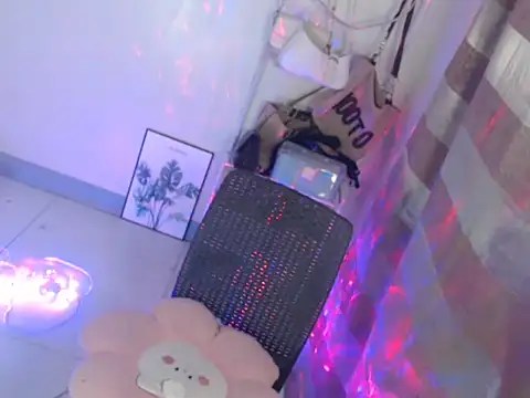 lovely_bunnyy Pertunjukan Webcam