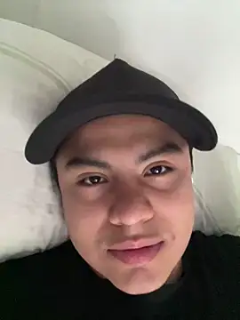 andresmahecha777 网络视讯表演