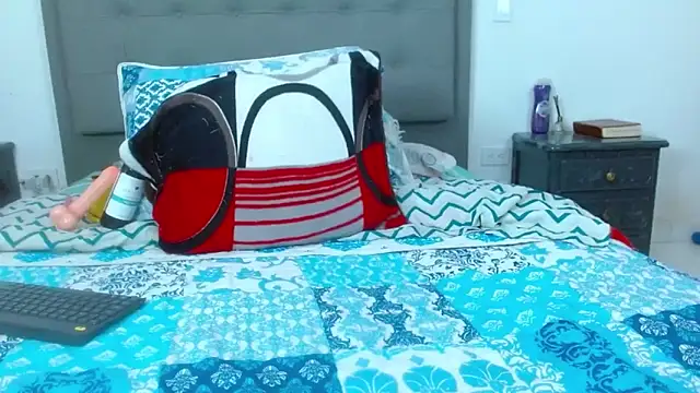 saranastyのライブXXXチャット