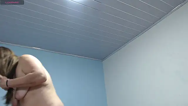 Webkamerová show kaylaMinov_