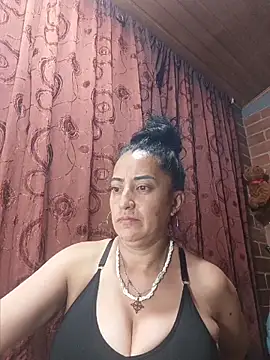 Alexandrina 라이브 XXX 채팅