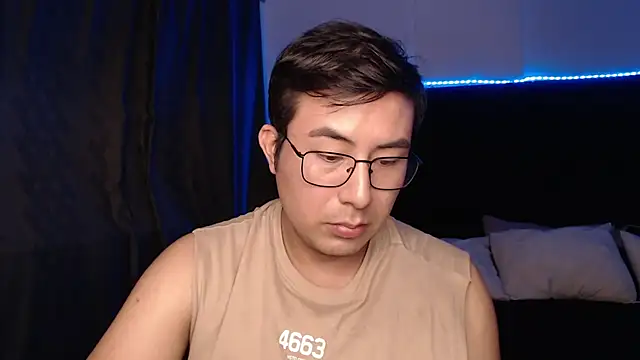 andrewmhilton_ 网络视讯表演