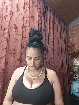 Alexandrina 现场XXX聊天