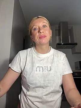 Kittie_Valentine 现场XXX聊天