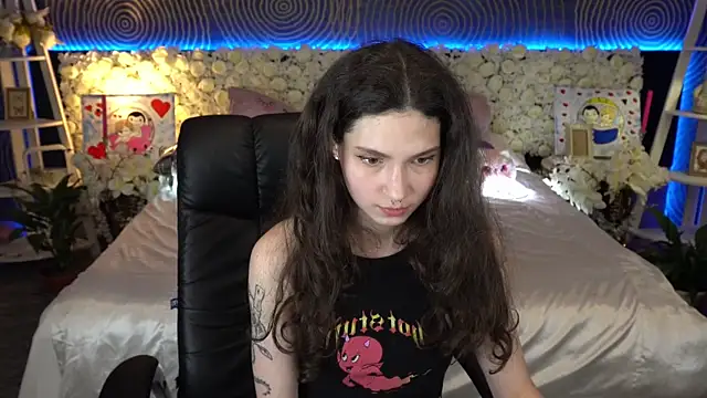 BabyFlowerrのライブXXXチャット