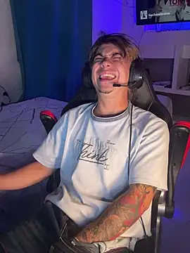 AngelLatinBoy Live XXX-Chat