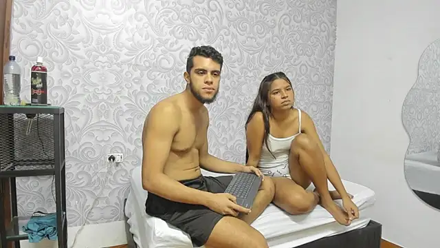 HarperAndMasonn Live XXX chat