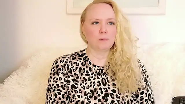 Živý XXX chat Sarah4you