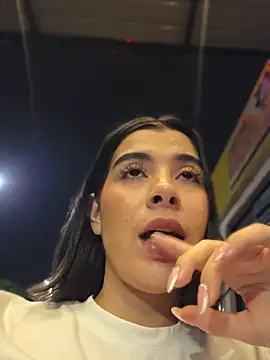 Czat XXX na żywo – Sweetnahoxxx