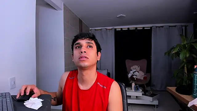 ghatto_cmilkpunch's Live XXX Chat