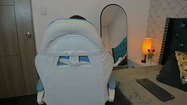 Valery_jame: онлайн-секс-чат