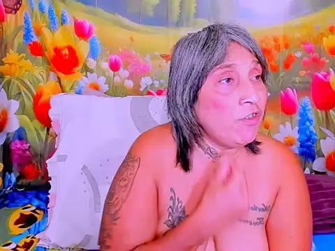 دردشة indianroxy الجنسية المباشرة