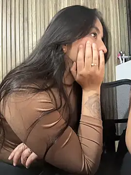 Antonella_Julieta élő XXX-chatje