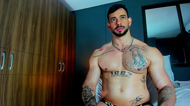 Chatroom XXX en direct de massimo_visconti