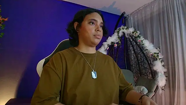 Chat XXX ao vivo de Emmapark_