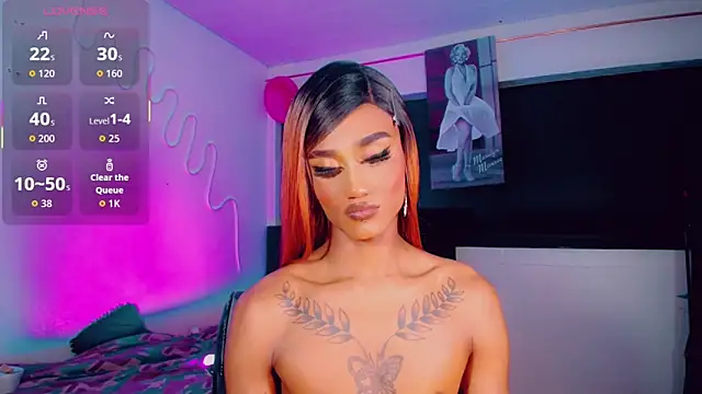 Kendall_hornyy Show in webcam