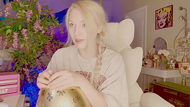 Talulaa Adlı Modelin Canlı XXX Sohbeti