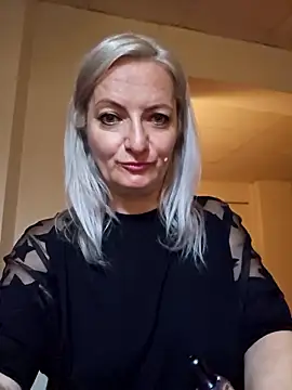 LadyTouch's Live XXX Chat