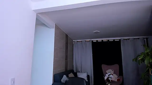 ghatto_cmilkpunchのライブXXXチャット