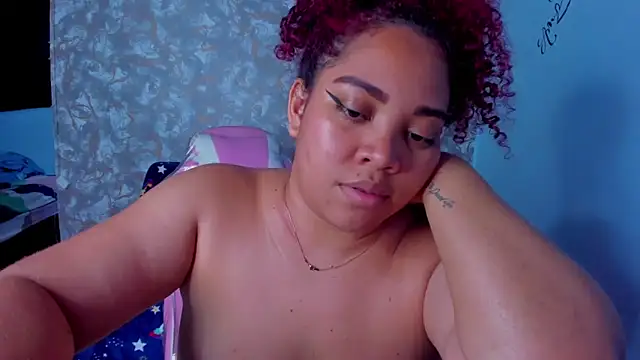 Chat +18 de AngelaCoffee ao vivo