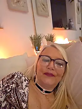 DIAMANTE64 – Live XXX-chat