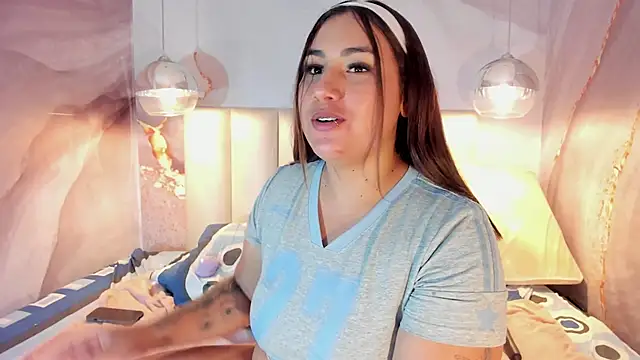 sabrinamilani's Live XXX Chat