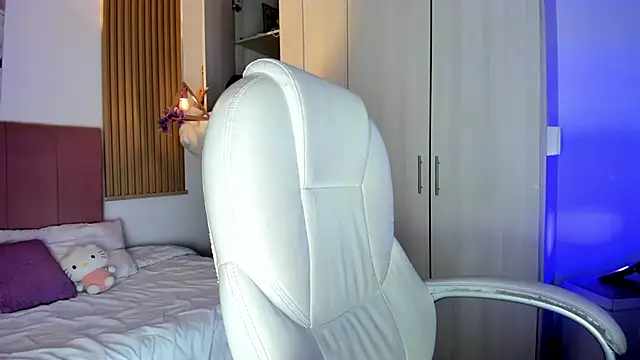 Živý XXX chat mia_nevaeh