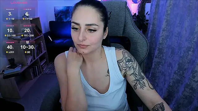 ValeriiMills' Live XXX Chat