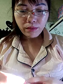 Chatroom XXX en direct de Sana-vn