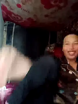 NIANIAKUTE ওয়েবক্যাম শো