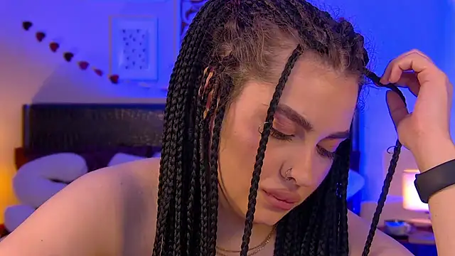 دردشة AdrianaTorres الجنسية المباشرة