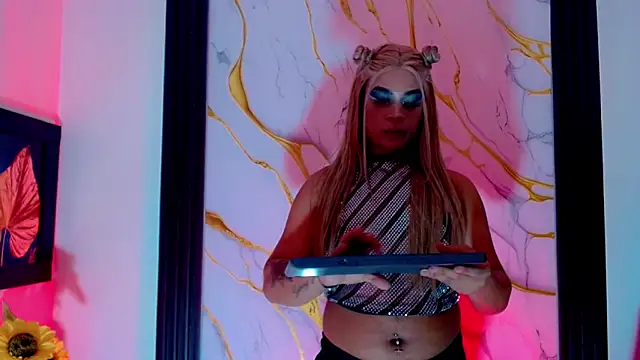 Вебкам-шоу cristal_villael_