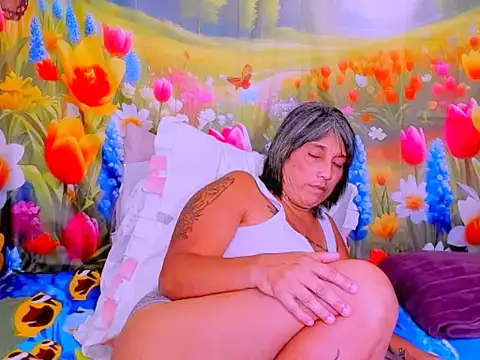 Chatroom XXX en direct de indianroxy