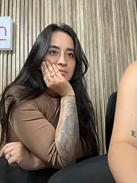 Chat XXX en directo de Antonella_Julieta