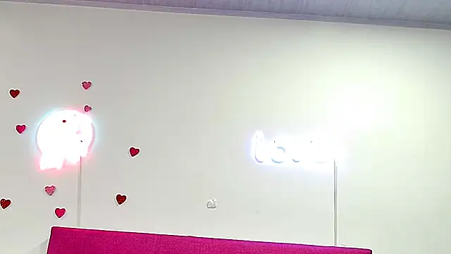 Ellie_Cute7's Live XXX Chat