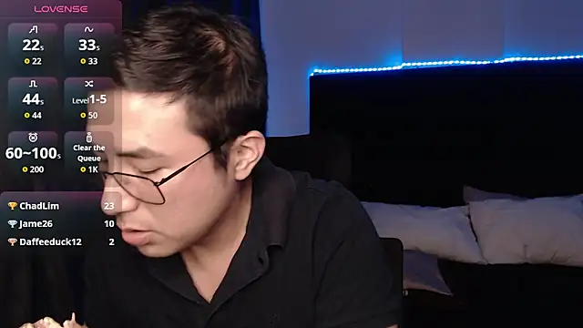 Živý XXX chat andrewmhilton_