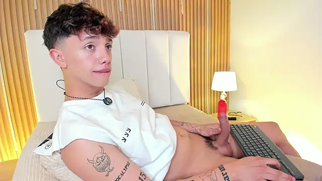 Tomy_Rox 라이브 XXX 채팅