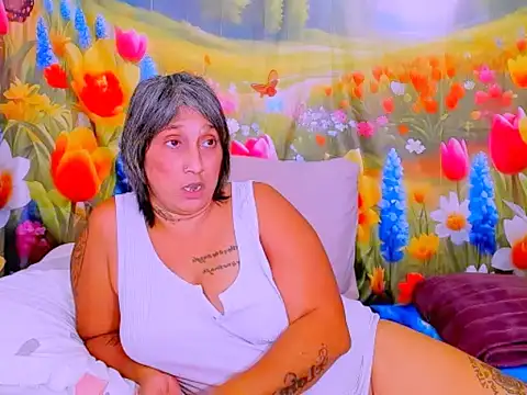 XXX chat uživo modela indianroxy