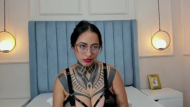 Czat XXX na żywo – NicoleBlum