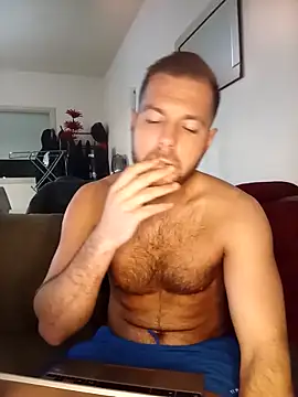 THE_CHEEKY_ALPHA Adlı Modelin Canlı XXX Sohbeti