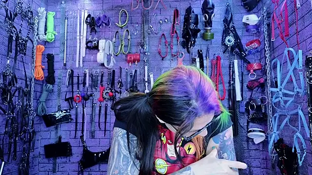 PANDORANEZZ Live XXX-chat