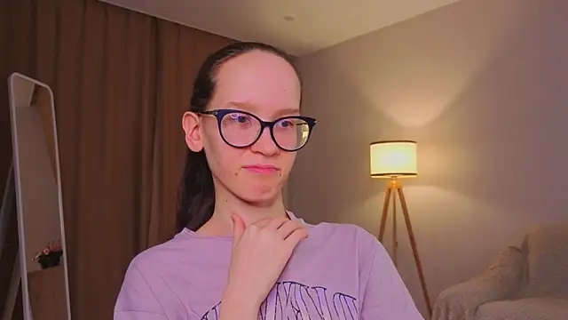 BettyBrowni 现场XXX聊天