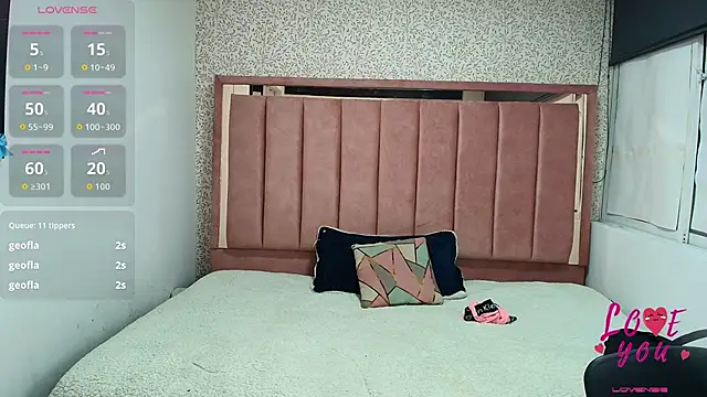 Abril_Fox__ 现场XXX聊天